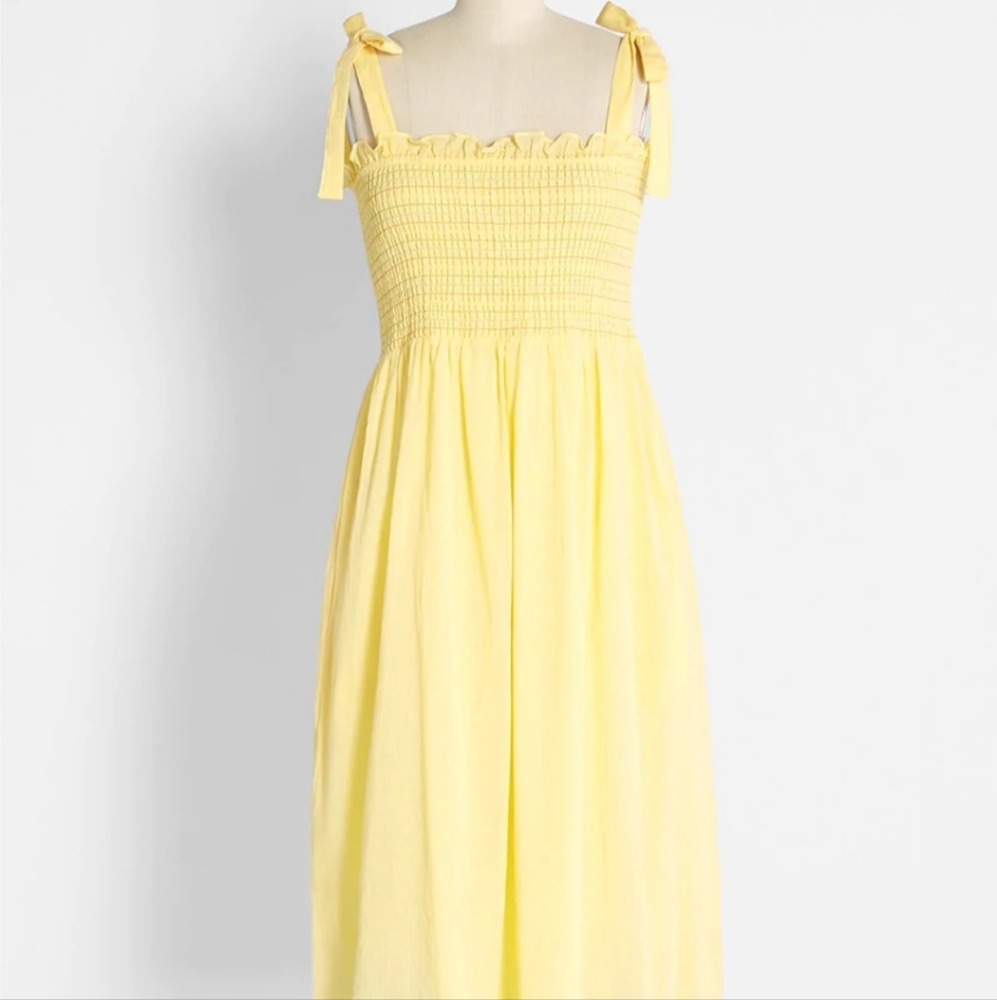 Yellow sundress with tie sleeves